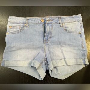 Women’s Denim Shorts - Celebrity Pink